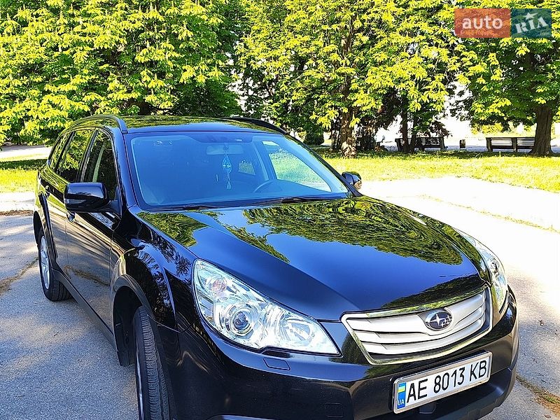 Универсал Subaru Outback 2011 в Желтых Водах