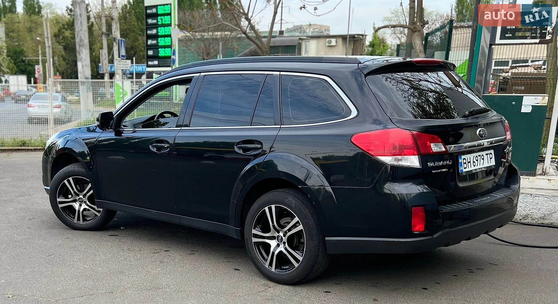 2010 Subaru Outback - мініатюра 3