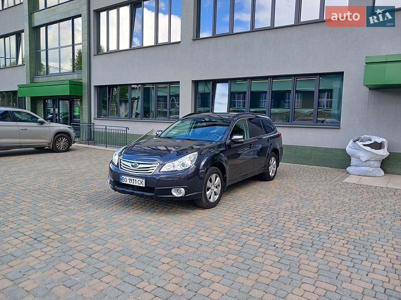 Subaru Outback 2010