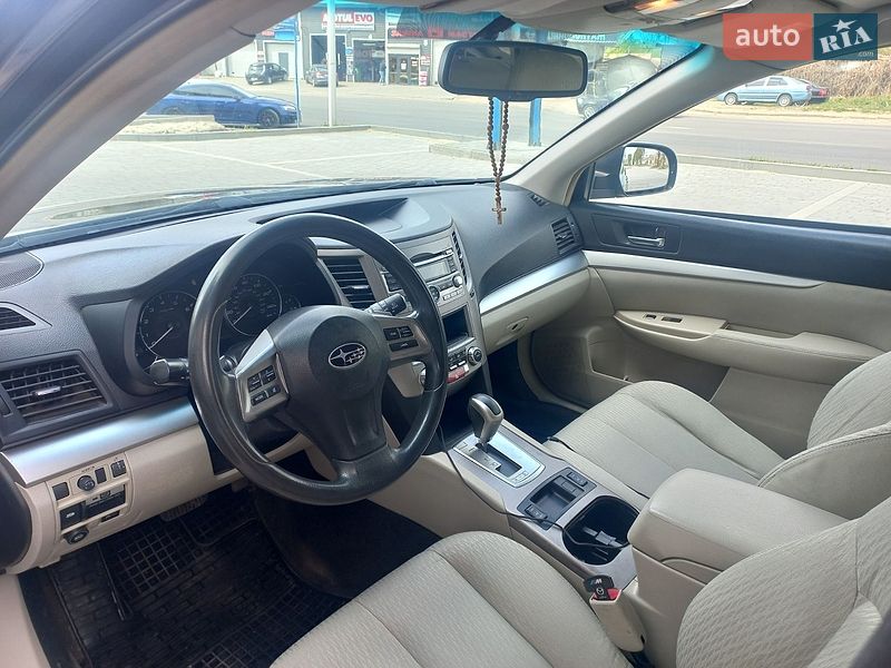 Универсал Subaru Outback 2012 в Ивано-Франковске
