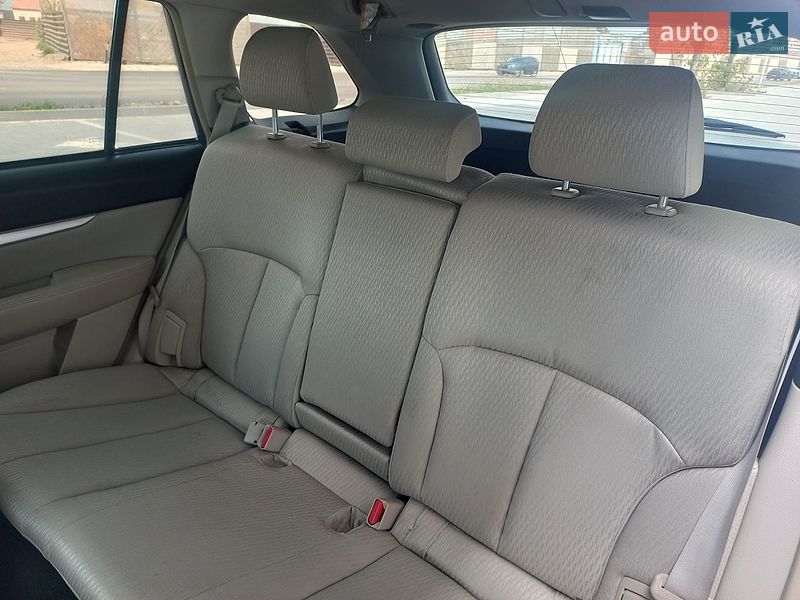 Универсал Subaru Outback 2012 в Ивано-Франковске