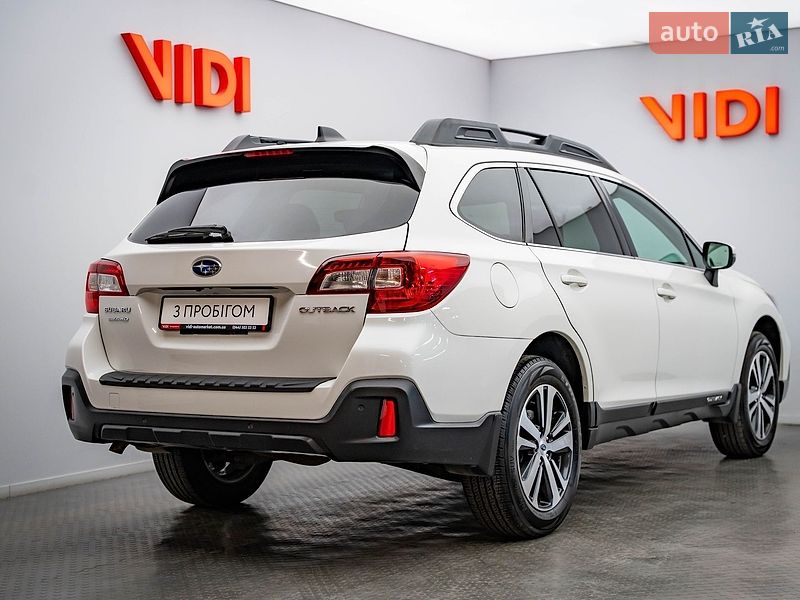 Универсал Subaru Outback 2018 в Киеве