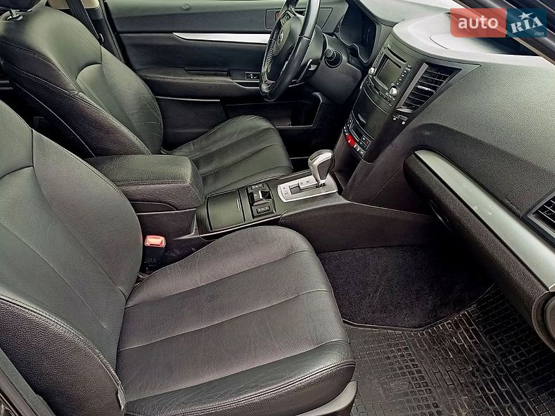 Универсал Subaru Outback 2013 в Киеве