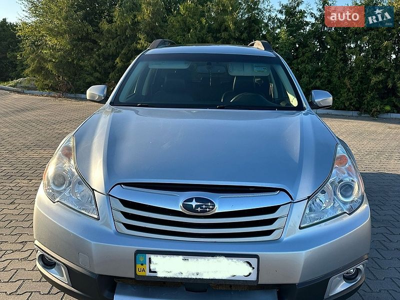 Універсал Subaru Outback 2011 в Бучачі
