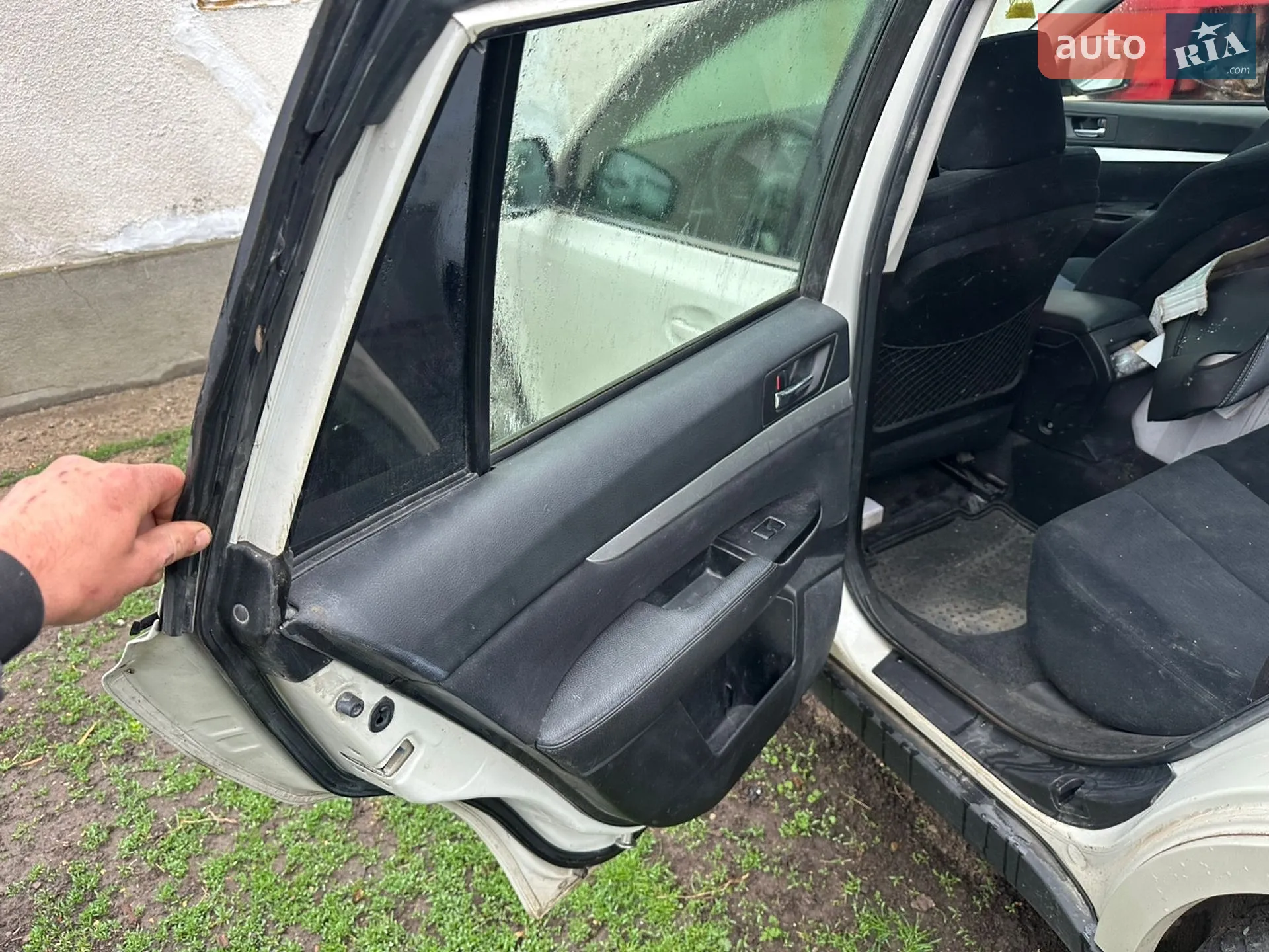 2011 Subaru Outback - мініатюра 14