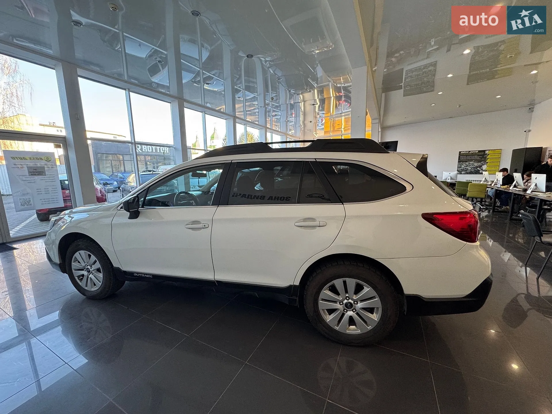 2019 Subaru Outback - мініатюра 4