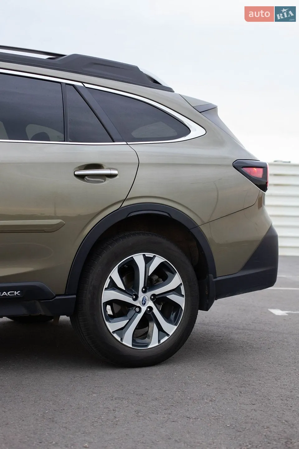 2021 Subaru Outback - мініатюра 4