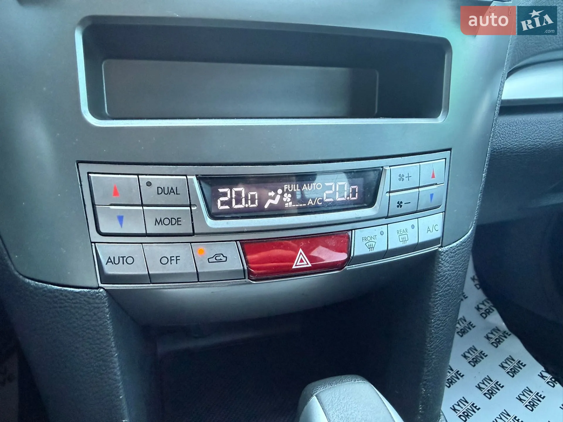 2011 Subaru Outback - мініатюра 22