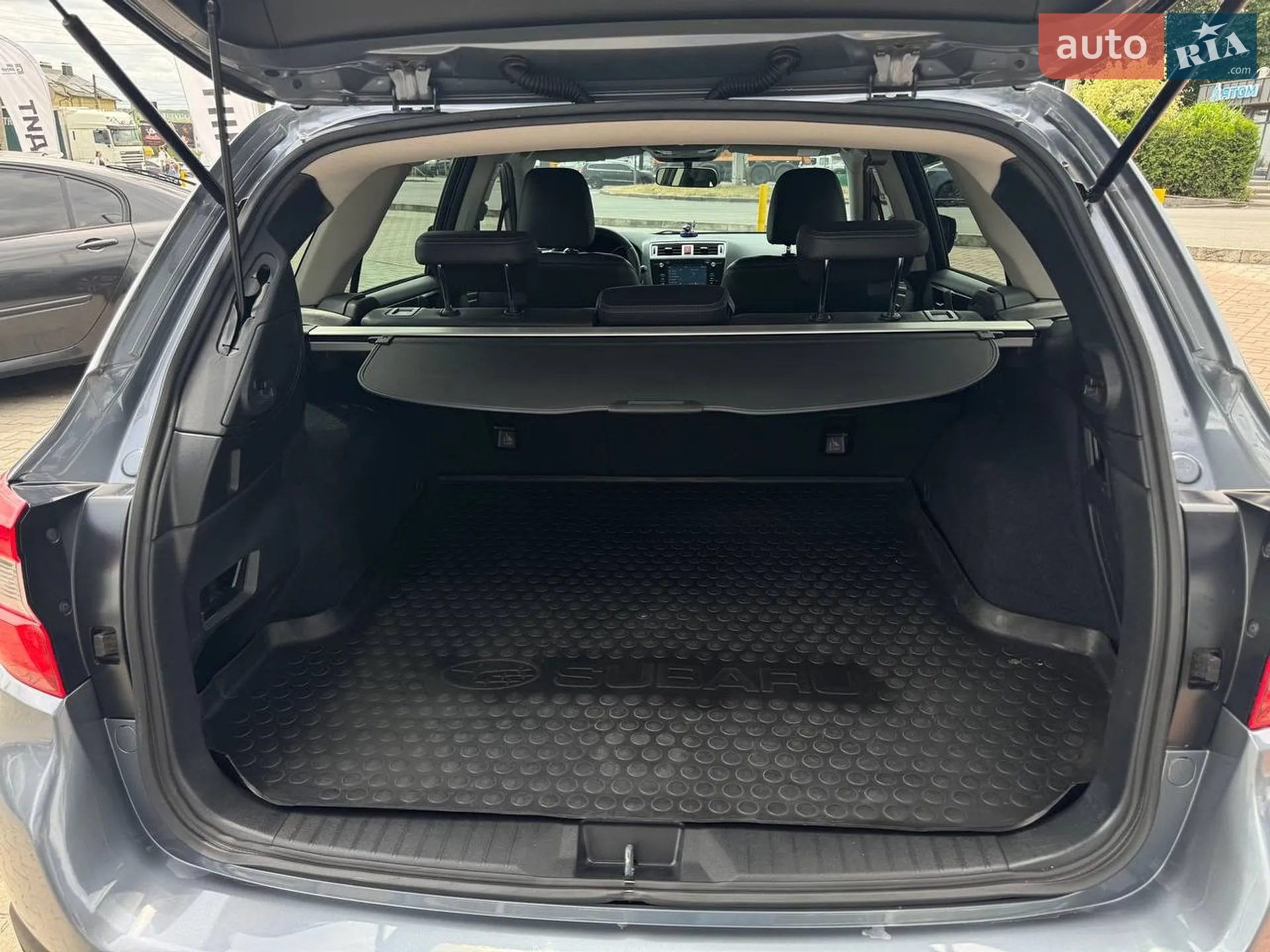 2017 Subaru Outback - мініатюра 9
