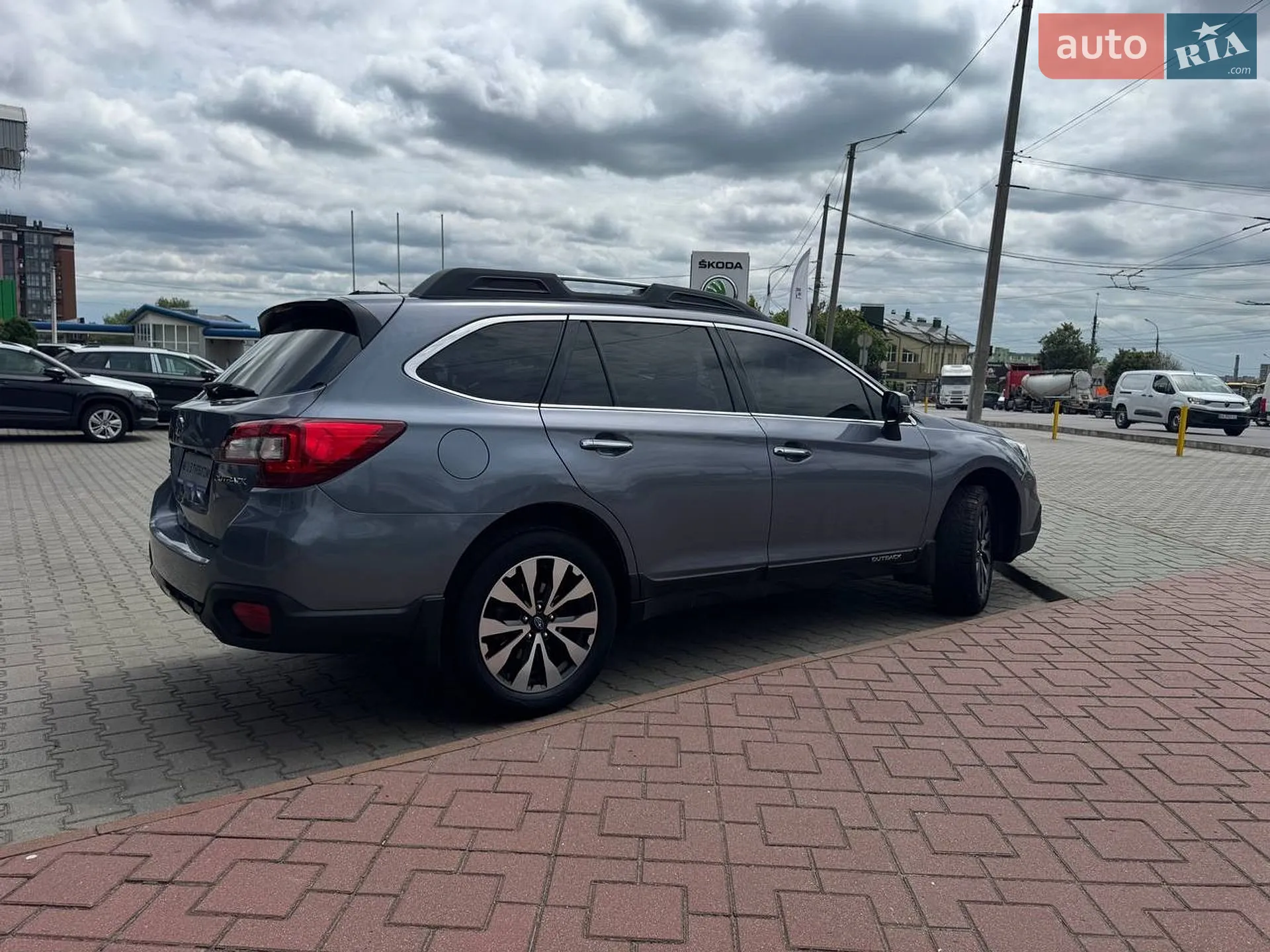 2017 Subaru Outback - мініатюра 2