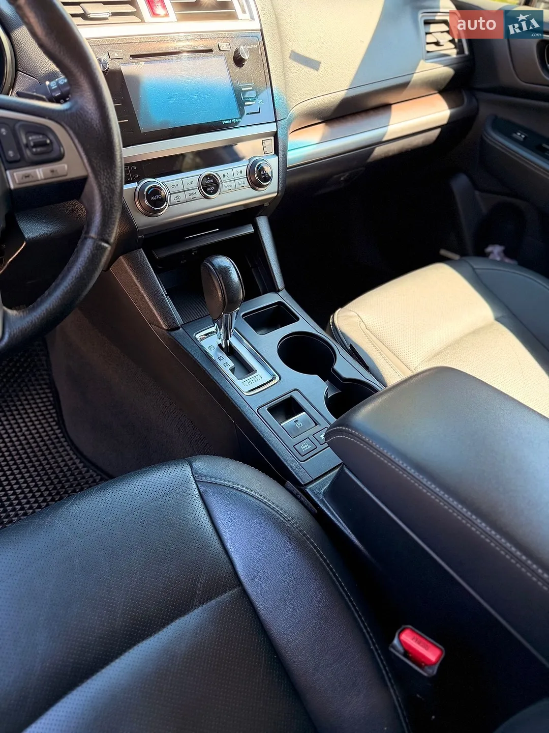 2016 Subaru Outback - мініатюра 13