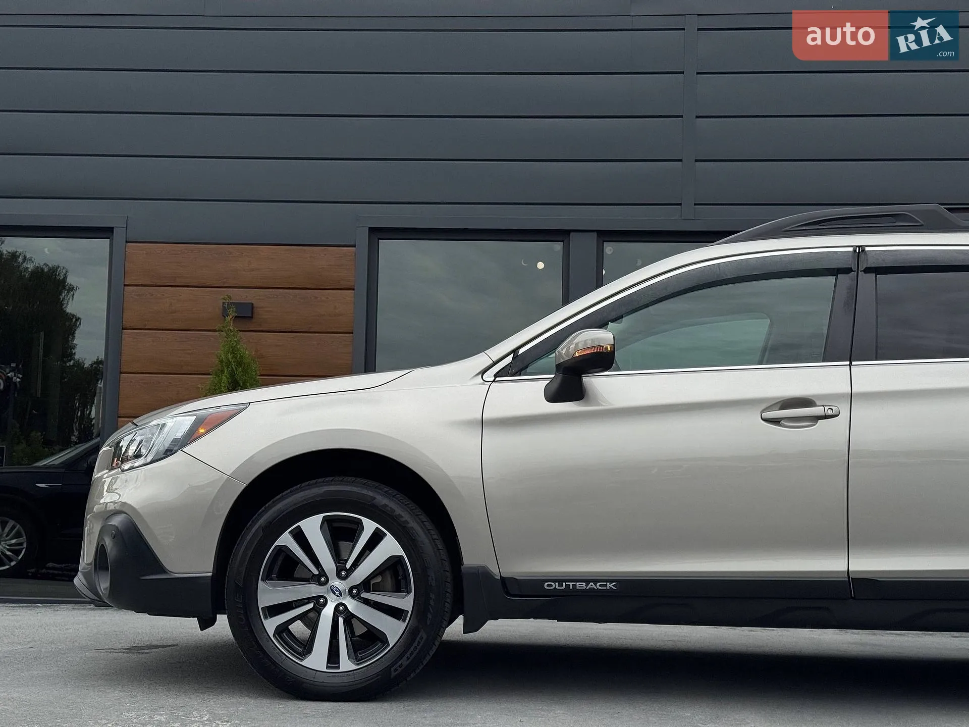 2018 Subaru Outback - мініатюра 17