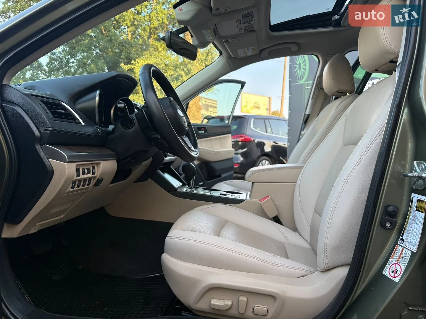 2017 Subaru Outback - мініатюра 9