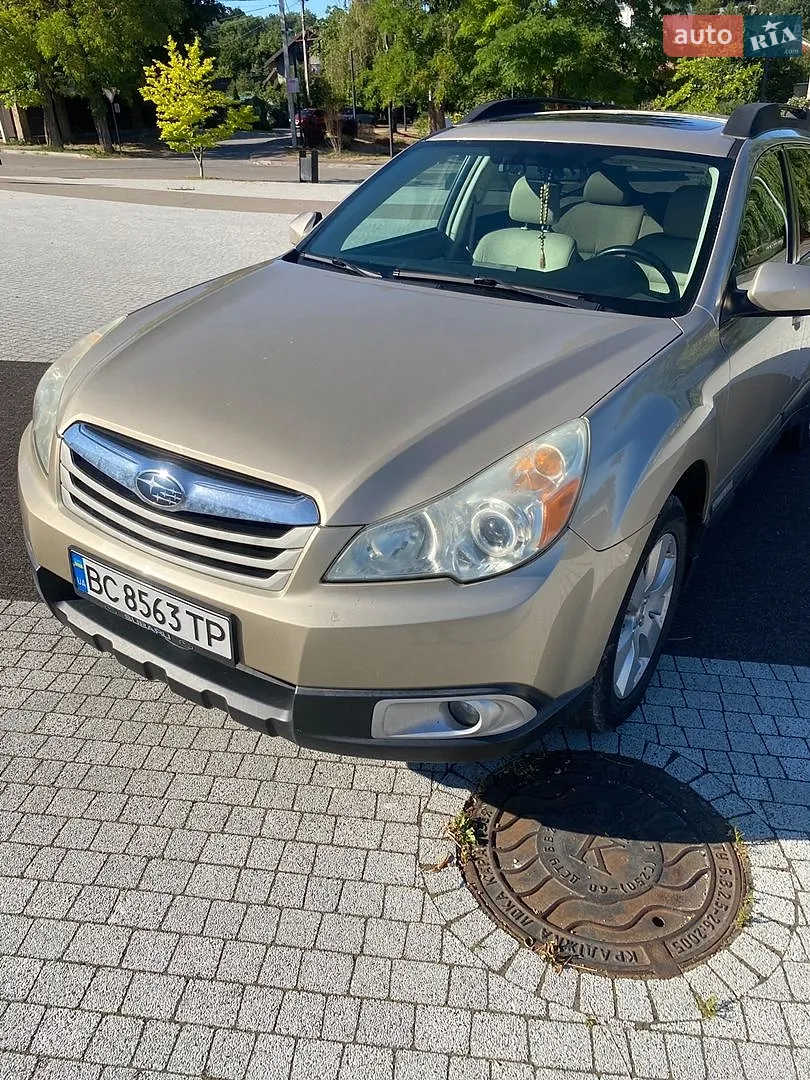2010 Subaru Outback - мініатюра 3