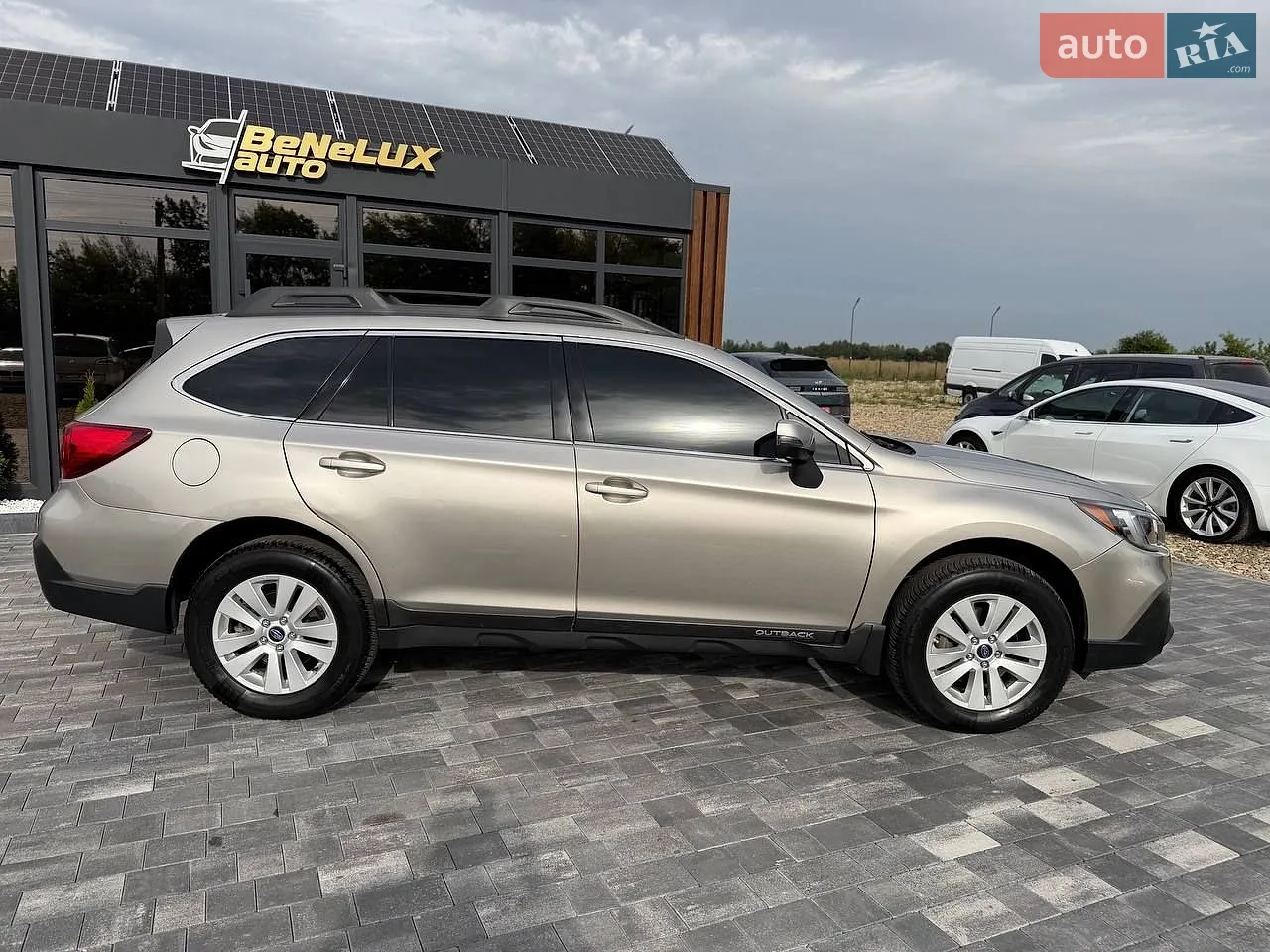 2018 Subaru Outback - мініатюра 9