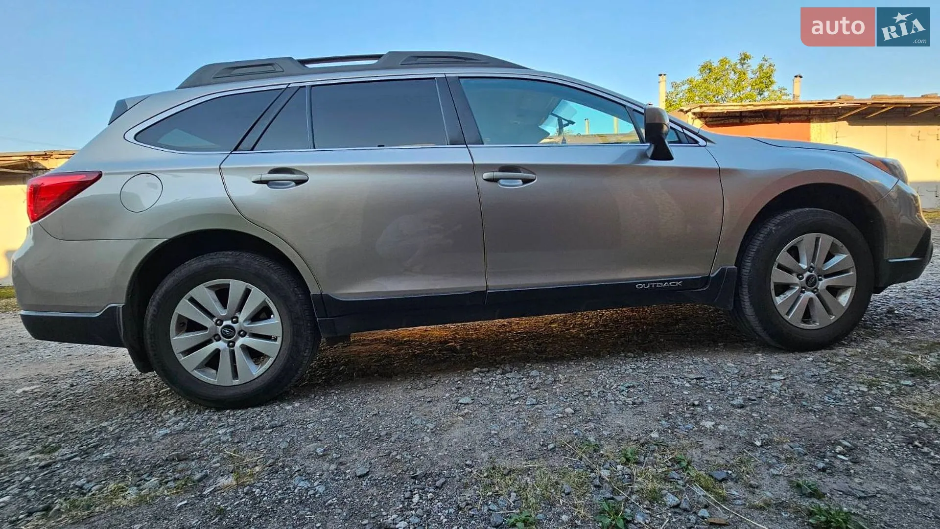 2017 Subaru Outback - мініатюра 5
