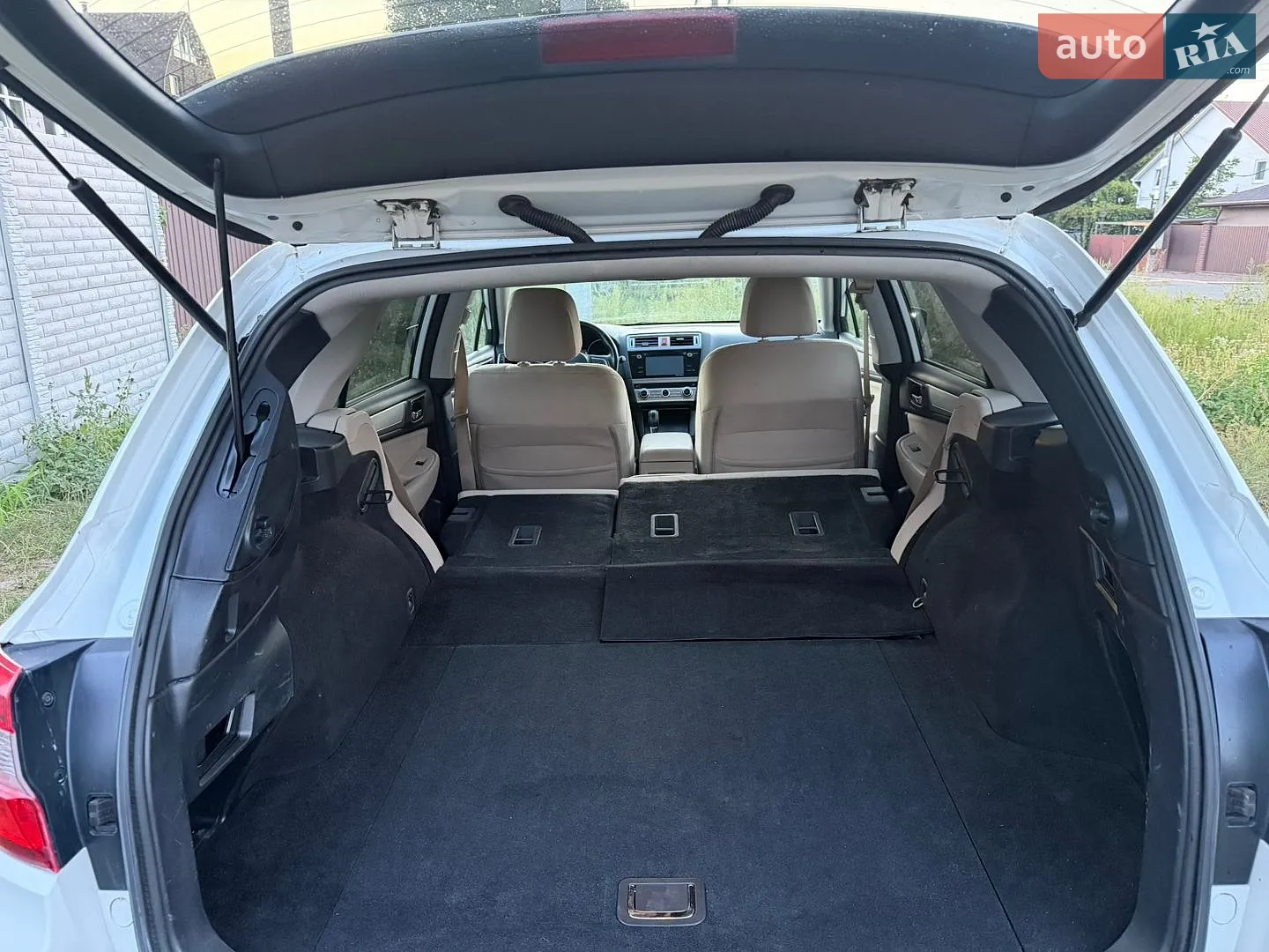 2015 Subaru Outback - мініатюра 16