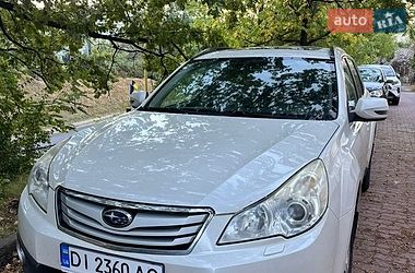 Універсал Subaru Outback 2011 в Ужгороді