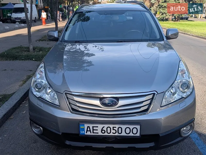 Subaru Outback 2011