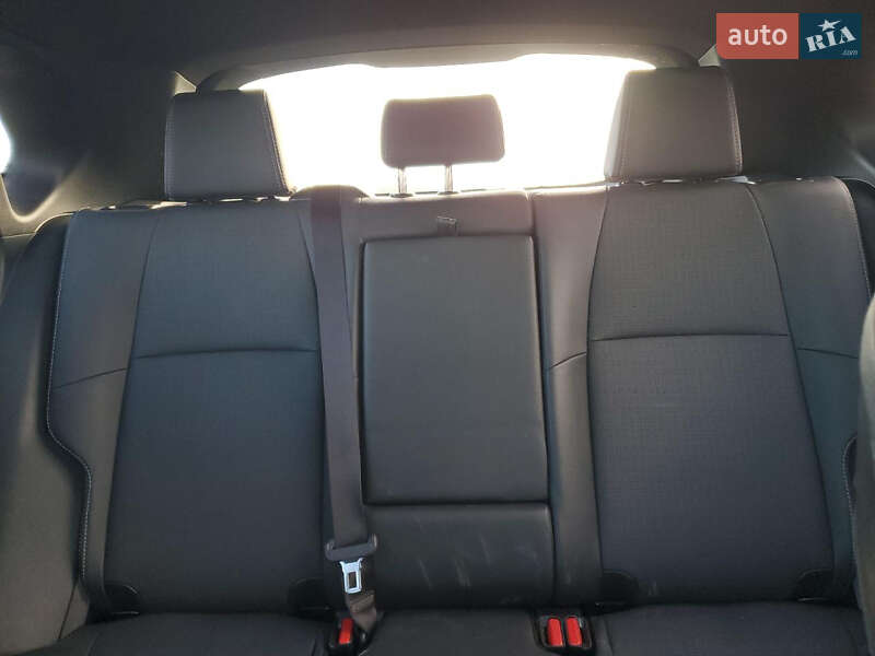 Позашляховик / Кросовер Subaru Solterra 2023 в Києві фото 10 Позашляховик / Кросовер Subaru Solterra 2023 в Києві