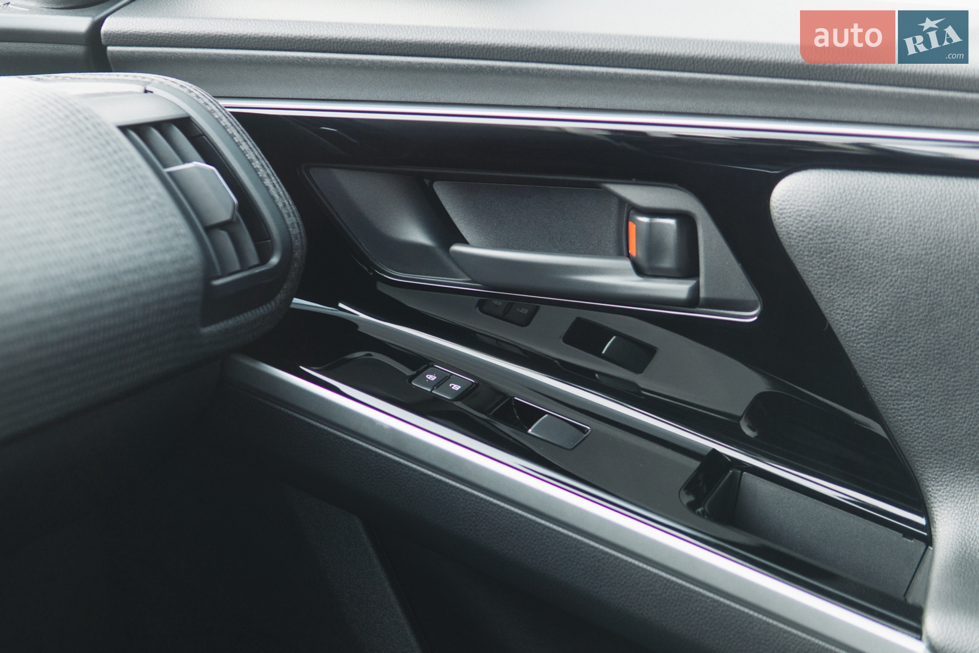 2024 Subaru Solterra - мініатюра 37