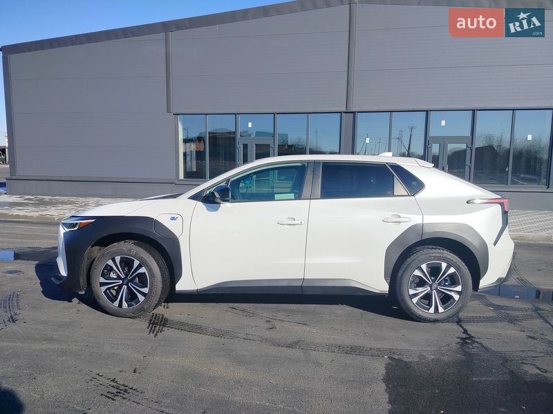 Позашляховик / Кросовер Subaru Solterra 2023 в Києві