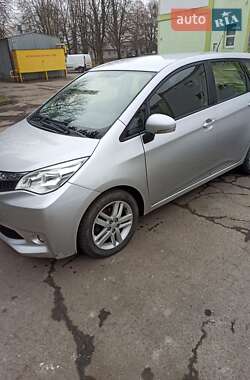 Хэтчбек Subaru Trezia 2013 в 