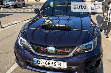 Хэтчбек Subaru WRX STI 2010 в Киеве