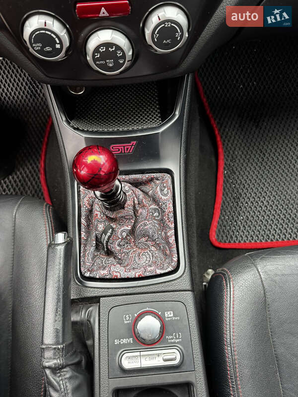 Седан Subaru WRX STI 2014 в Белой Церкви