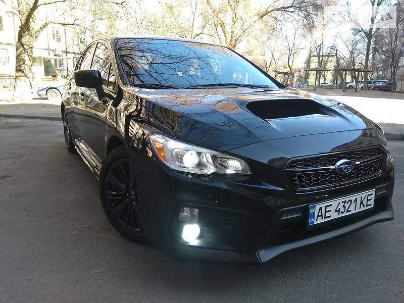 Седан Subaru WRX 2016 в Дніпрі