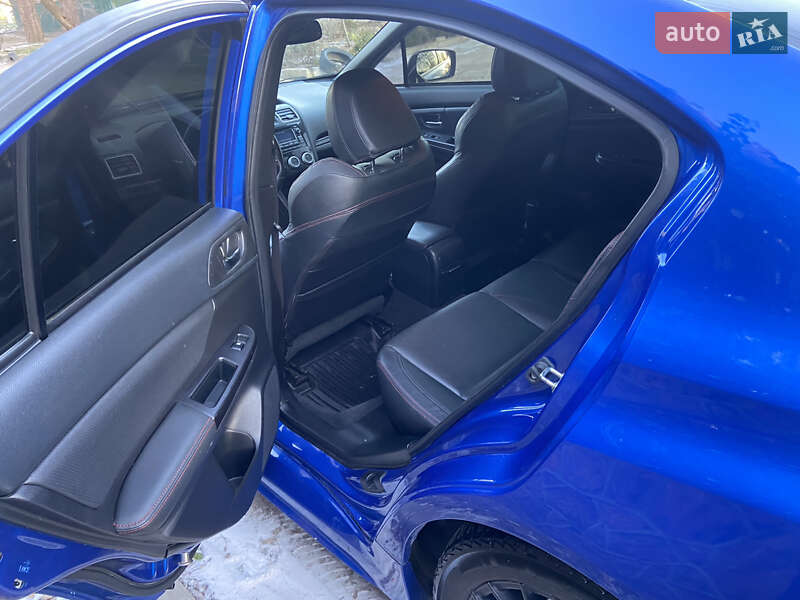 Седан Subaru WRX 2014 в Кропивницком