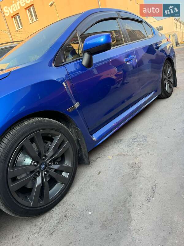 Седан Subaru WRX 2015 в Дніпрі