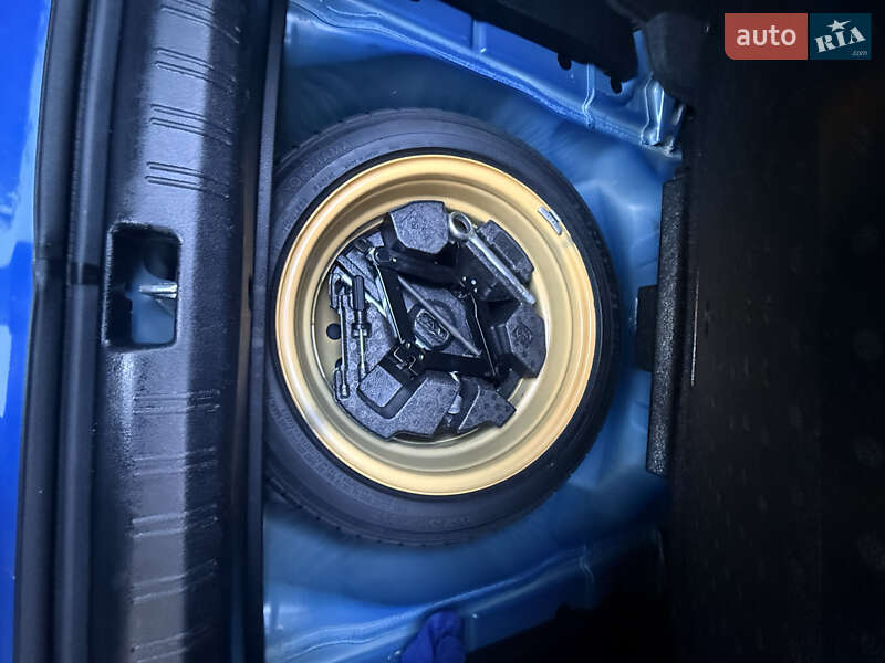 Седан Subaru WRX 2017 в Дніпрі