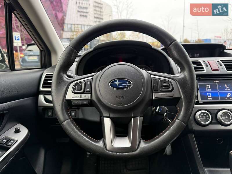 Внедорожник / Кроссовер Subaru XV 2016 в Киеве