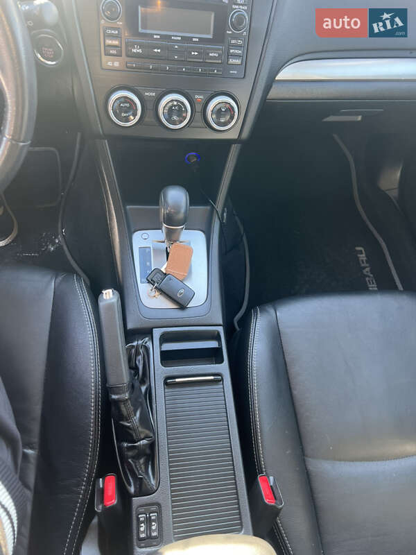 Внедорожник / Кроссовер Subaru XV 2014 в Киеве