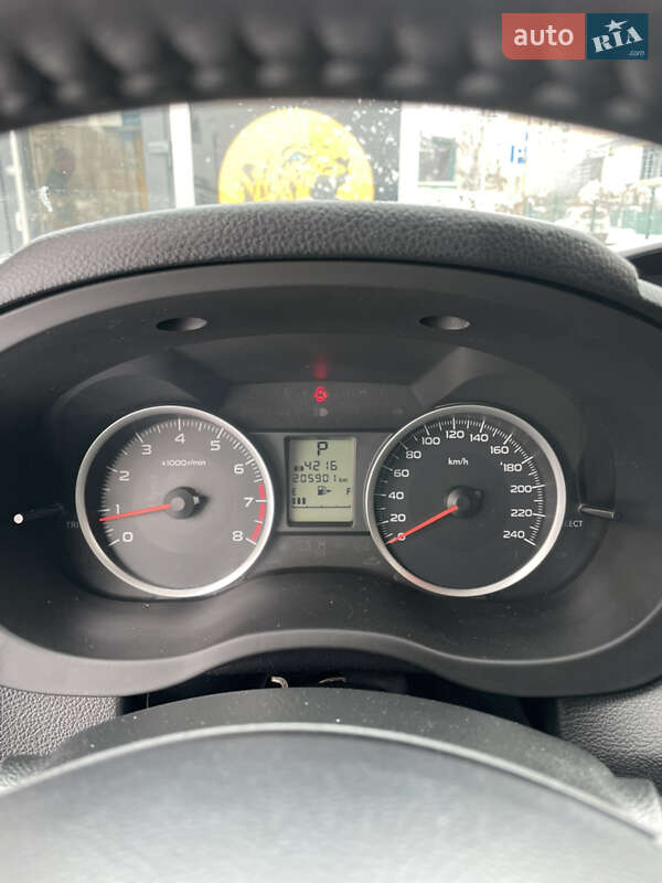 Позашляховик / Кросовер Subaru XV 2013 в Києві