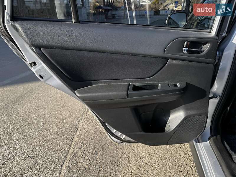 Внедорожник / Кроссовер Subaru XV 2012 в Киеве