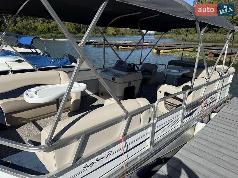 Другой водный транспорт Sun Tracker Party Barge 2007 в Киеве фото 4 Другой водный транспорт Sun Tracker Party Barge 2007 в Киеве