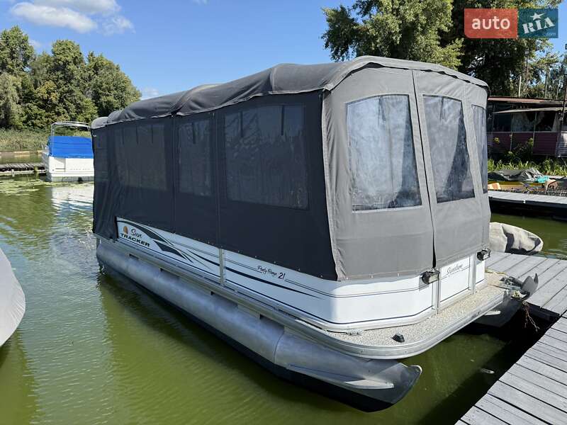 Другой водный транспорт Sun Tracker Party Barge 2007 в Киеве фото 12 Другой водный транспорт Sun Tracker Party Barge 2007 в Киеве