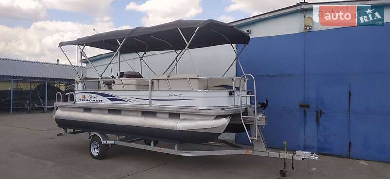 Другой водный транспорт Sun Tracker Party Barge 2007 в Киеве фото 13 Другой водный транспорт Sun Tracker Party Barge 2007 в Киеве