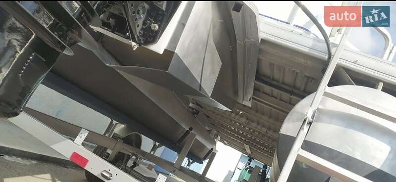 Другой водный транспорт Sun Tracker Party Barge 2007 в Киеве фото 23 Другой водный транспорт Sun Tracker Party Barge 2007 в Киеве