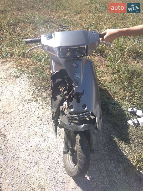 Скутер Suzuki Address V100 2004 в Запоріжжі