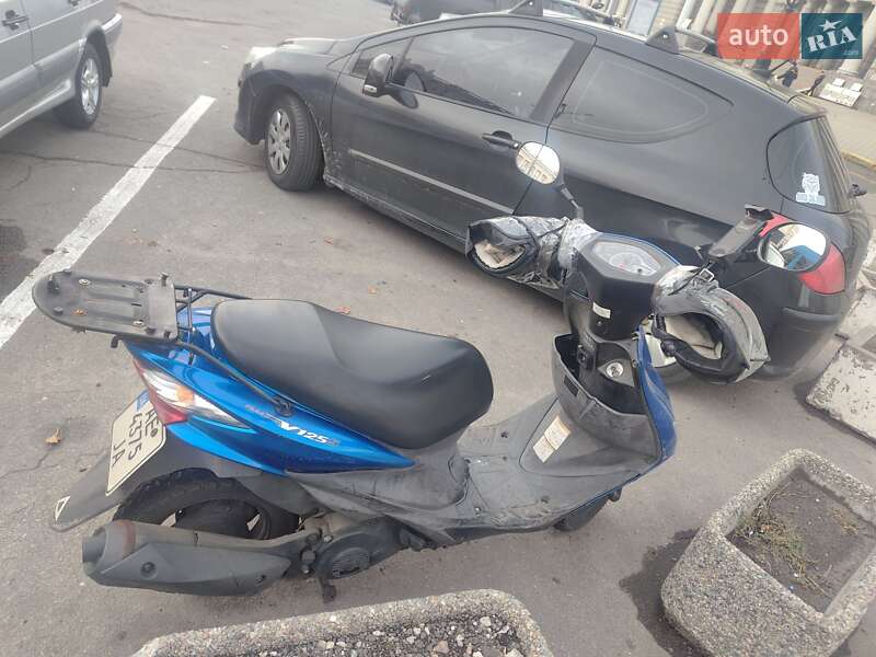 Скутер Suzuki Address V125 2013 в Дніпрі