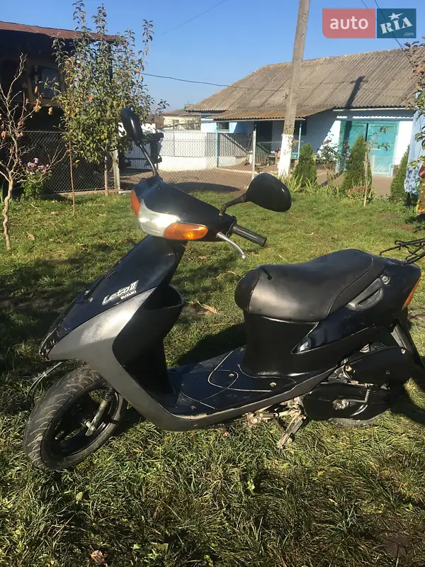 Suzuki Address V50 2005