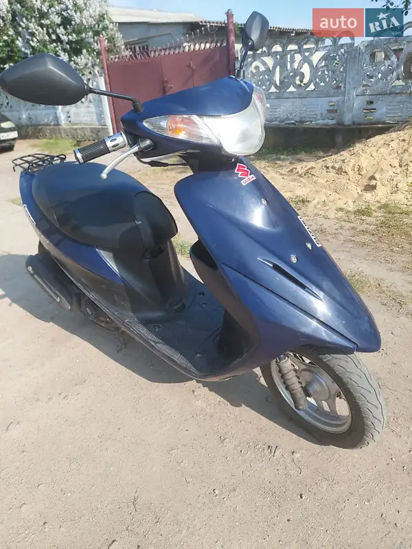 Suzuki Address V50 2012