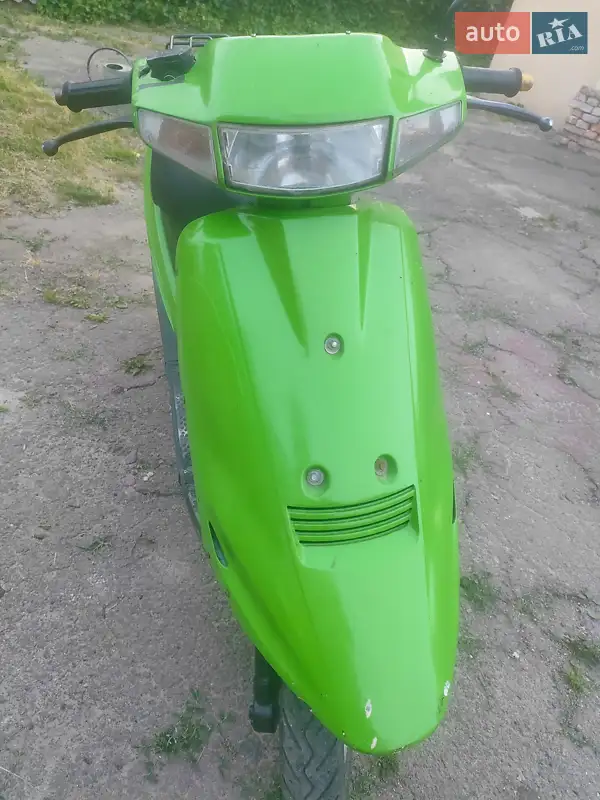 Suzuki Address V50 2005