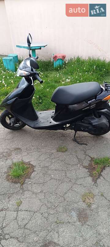 Мопеди Suzuki Address V50 2005 в Звенигородці фото 3 Мопеди Suzuki Address V50 2005 в Звенигородці