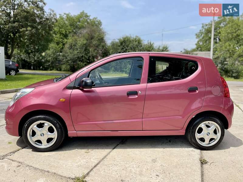 Седан Suzuki Alto 2009 в Стрию