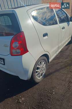 Хэтчбек Suzuki Alto 2009 в 