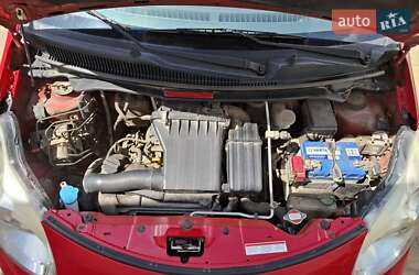 Хэтчбек Suzuki Alto 2010 в 